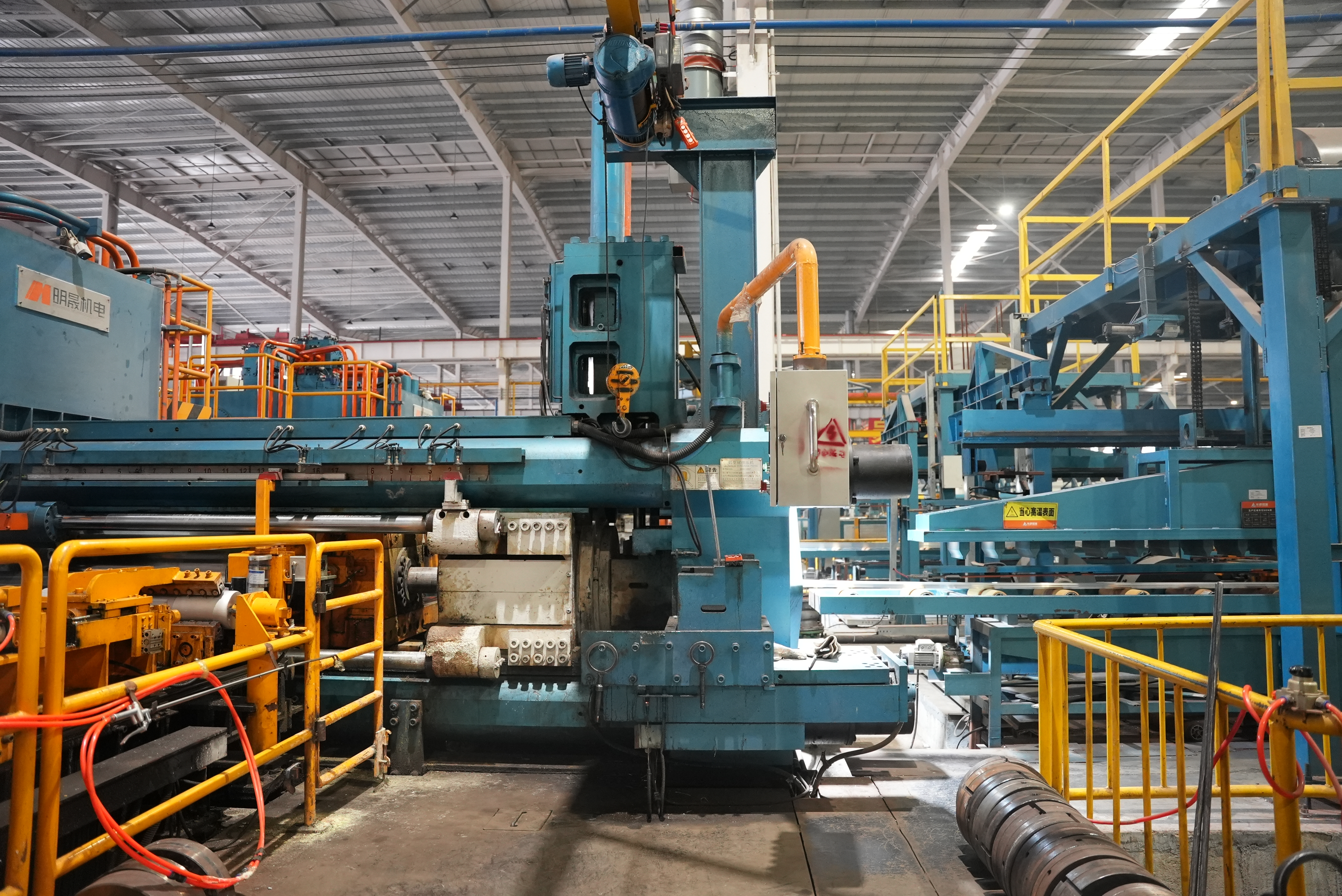 Aluminum Profile Extrusion Photo (3).JPG